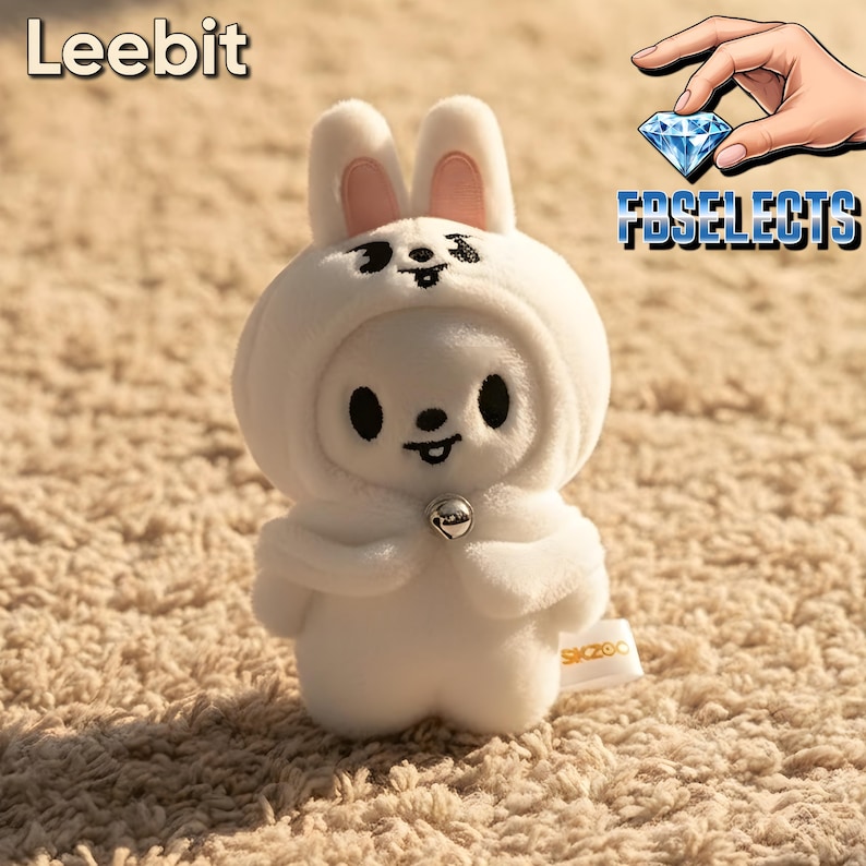 K-Pop Stray Kids SKZOO KARMA Detachable Hood Cape Plush Leebit