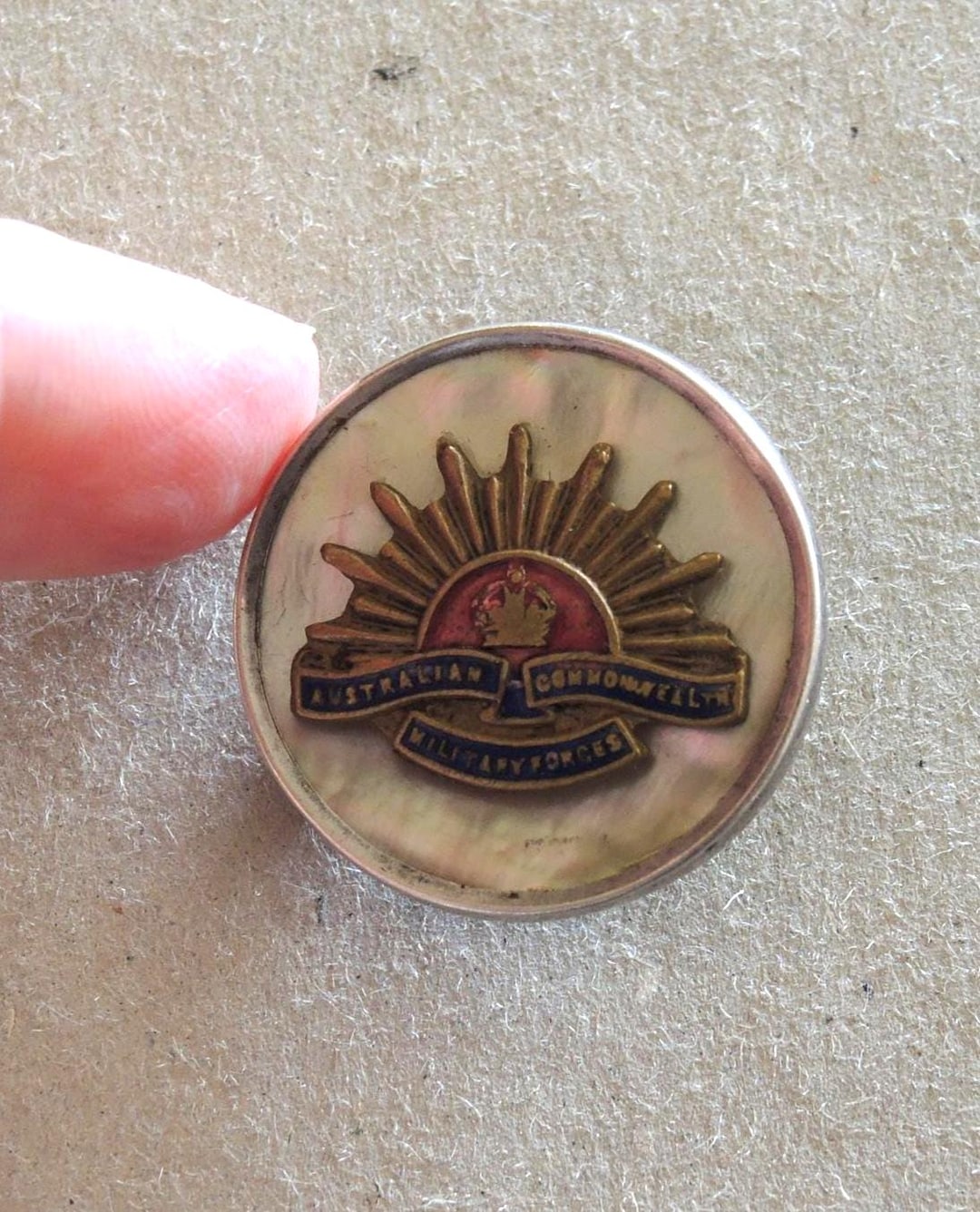 WW1 AIF Sweetheart Brooch Rising Sun Badge Mother of Pearl Real Silver ...