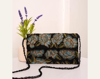 Pochette floreale fatta a mano con perline e tracolla a catena con perline, borsa da sera nera