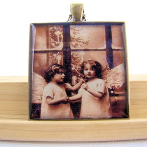 Christmas Angels Pendant, Resin Pendant, Holiday Jewelry, Victorian Christmas Jewelry