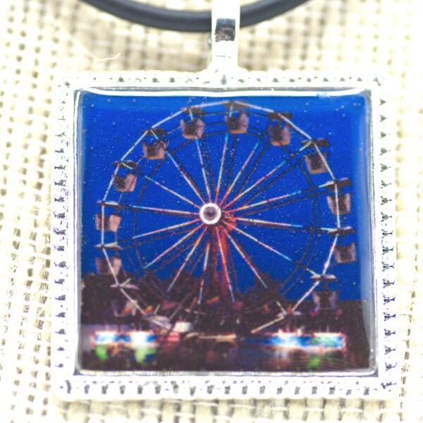 Ferris Wheel Resin Pendant, Blue, Unisex, Square, 1 inch, Silver