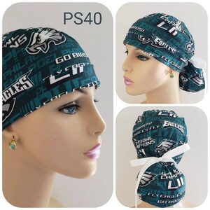 Turn Up Ponytail Medical Cap 100 /% Cotton The City of Love Chevrons