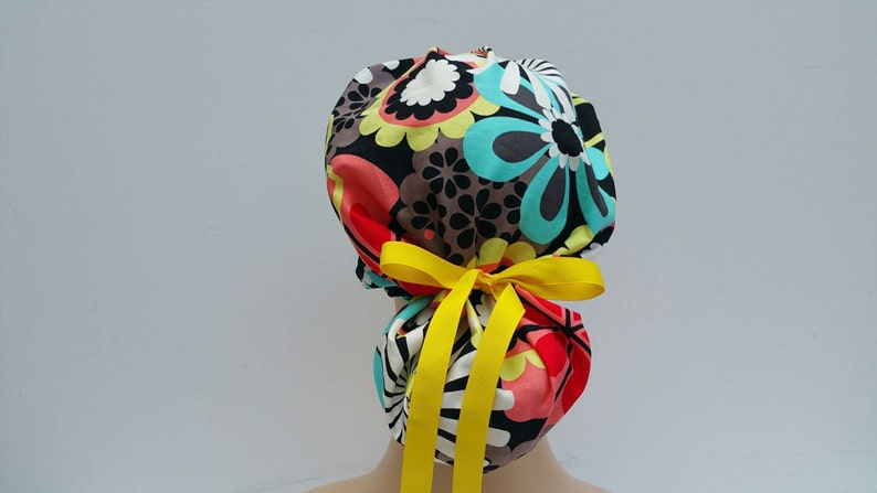 100 /% Cotton Flowers and Petals Over A Dark Ground Bouffant CapMedical CapSurgical Scrub Hat