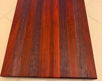 Tabla de cortar de Pauduk y Purpleheart. Bloque de carnicero.