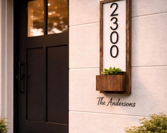 Placa de dirección con macetero vertical, números de casa de madera modernos, decoración de casa de playa