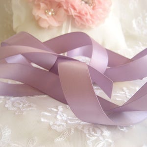 Ruban de satin lilas double face ruban de satin lavande de haute qualité Ruban de mariage, invitations, ceintures, artisanat, vêtements, par cour