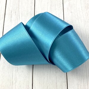 Malibu Blue Lux Satinband doppelseitig luxuriöse Qualität Satin blau Hochzeit, Einladungen, Schärpen, Kunsthandwerk, Massenbestand