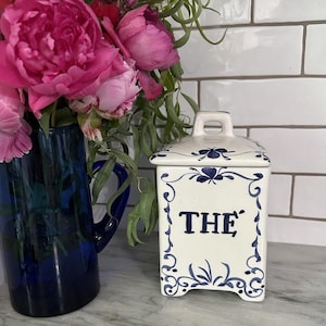 Vintage Jay Willfred Tea The Ceramic Canister Blue & White French Portugal