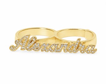 De dubbele ring uit de jaren 90 met script