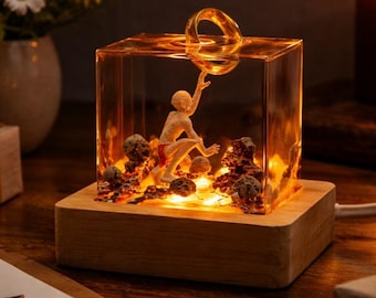 Personalized Gollum Resin Lamp, LOTR Inspired Ring Night Light, Fantasy Desk Decor, Dark Collectible, Hobbit Gift, Gaming Room Light
