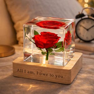 Personalized Eternal Rose Night Light, Preserved Real Rose in Resin Cube, Unique Mother’s Day Gift for Mom, Custom Engraved LED Base