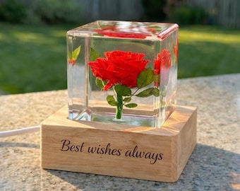 Personalized Resin Rose Cube LED Light, Preserved Eternal Flower Gift for Mom, Engraved Keepsake, Romantic Night Light for Her