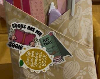 GLBL Blind Date with a Book