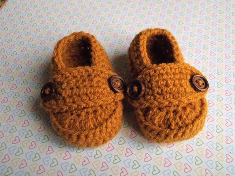 Baby crochet booties Baby shower gift Baby boots Gender neutral baby gift, Crochet baby shoes Baby loafers Unisex baby shoes New baby gift image 3