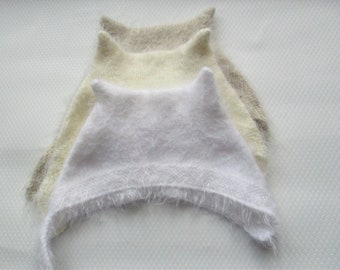 Hand knitted baby kitten bonnet, newborn knitted baby hat, newborn photo prop, baby bonnet girl, cat ears hat, baby shower gift, 0 -18 mths