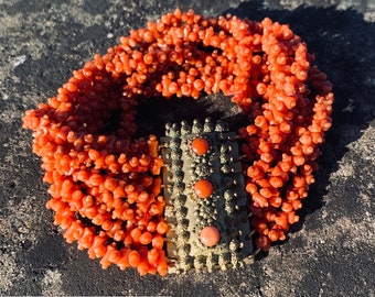 Museum quality, rare n fabulous, antique Victorian Coral BRACELET, 7 strands rolling pin/shuttle-shaped beads, vintage Etruscan style clasp