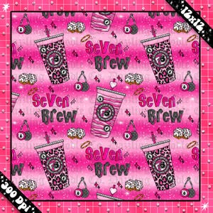 Puede incluir: Un patrón repetitivo sobre un fondo rosa con tazas de café, dados, cerezas y el texto "Seven Brew". Las tazas de café tienen un diseño de estampado de leopardo y el texto "Drive Thru Coffee".