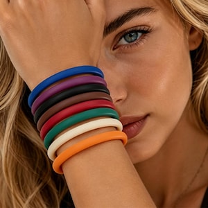 Colorful Rubber Statement Bangle Bracelets Set of 8 Minimalist Matte Bracelet Modern Boho Jewelry Lightweight Stackable Bracelet