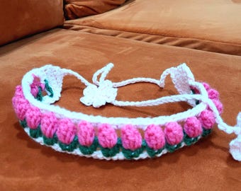 Tiara de crochê em formato de tulipa para meninas, acessório floral rosa, verde e branco.