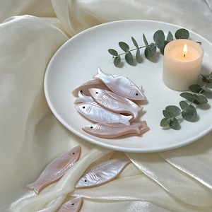 Ręcznie rzeźbiona podstawka pod sztućce z masy perłowej w kształcie ryby, zastawa stołowa z naturalnej muszli, dekoracja jadalni Coquette