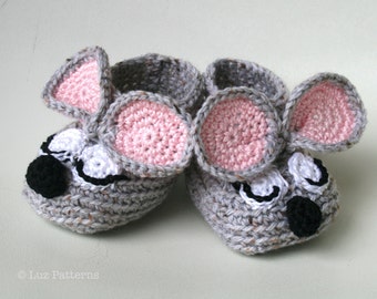 Crochet Pattern, Crochet baby booties pattern, sleepy mouse booties pattern INSTANT DOWNLOAD