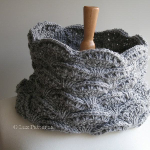 Crochet pattern, girl women lace cowl pattern, scarf crochet pattern, crochet cowl pattern (126) Instant Download