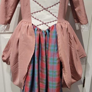 Girls Colonial Dress Size  10