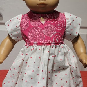 Vestidos de San Valentín para muñecas de 15&quot; o más