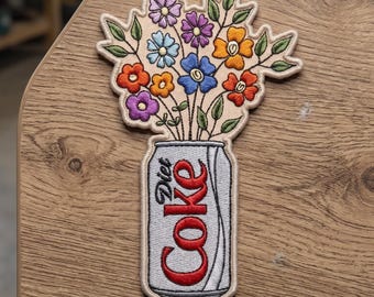 Parche de Coca-Cola Light con diseño floral, parches bordados con forma de lata de refresco, parche estético para planchar o coser en chaquetas, sombreros, mochilas y ropa.