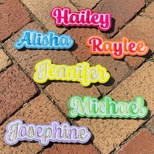 Benutzerdefinierte Name Patch gestickt, Text Bunte Namen Tag, Nähen & Aufbügeln Patches für Kleidung Jacken Rucksäcke, handgemachte Uniform Geschenk Bestfriend