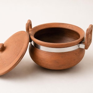 Premium Pure Clay Handi with Lid - Handcrafted Terracotta Cooking Pot, Natural Earthenware Slow Cooker Birch Pan