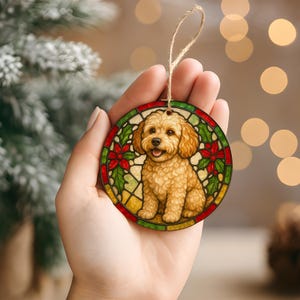 Cockapoo julgransprydnad, personligt namnminne 2026, rasälskare julklapp, anpassad baksidesmeddelandedekoration, hundminnesgåva