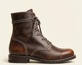 Botas de cuero marrón hechas a mano con cordones para hombre, botines de trabajo vintage, calzado clásico de estilo tradicional.