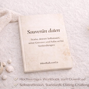 May include: A book titled "Souverän daten" with text in German, next to a lit candle in a glass jar, seashells, and a gold paper clip. The book's cover has the words "MindfulLoveCo".