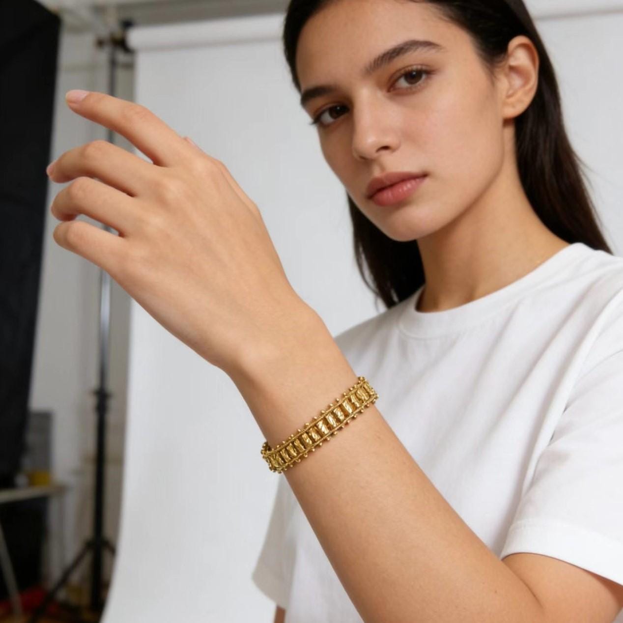 Gold bracelets vintage 18k - Etsy 日本