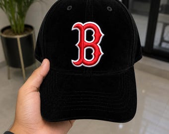 3D-borduurwerkbestand voor de letter B (puff letter), borduurpatroon voor een varsity-pet, direct te downloaden (DST, PES, JEF).
