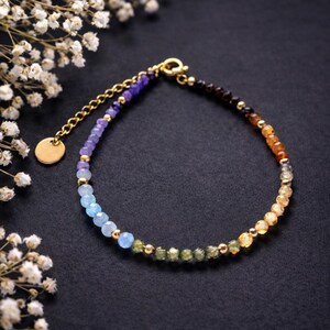 Regenboog edelsteen armband, sierlijke multi-edelsteen sieraden, amethist citrien granaat carneool aquamarijn aventurijn lavendel kwarts, cadeau voor haar