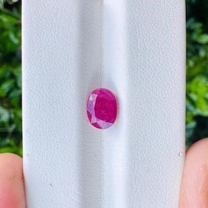 Natural Ruby Oval Faceted 1.90 Ct Certified Gemstone 8.40x6.20mm Loose Ruby Stone Good Color Gem for Ring Jewelry