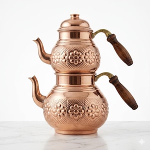 Tetera de cobre con diseño floral / Juego de tetera turca / Utensilios de cocina anatolios grabados con margaritas / Regalo de inauguración de casa