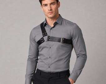 Cinturón arnés de pecho para hombre, correa de un solo hombro, hebilla de anillo de metal, accesorio de moda ajustable.