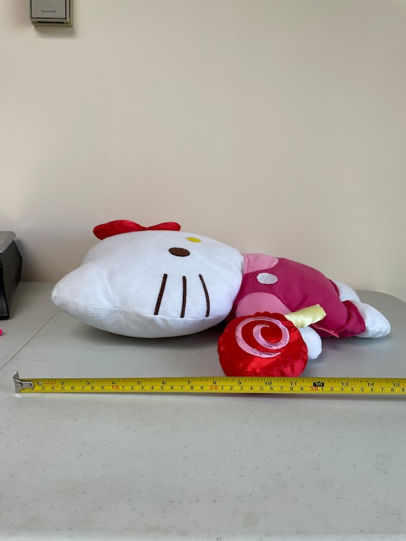 Hello Kitty - Snuggle Up with Our Irresistibly Cute Plush Toys