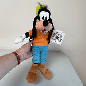 Disney Goofy pluche 13″ bij VelmasVintageToys