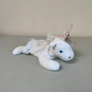Mystic the unicorn with pink sparkly horn 1990s at VelmasVintageToys