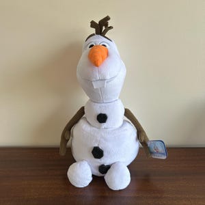 Olaf Snowman Plush 14” toy from Frozen at VelmasVintageToys