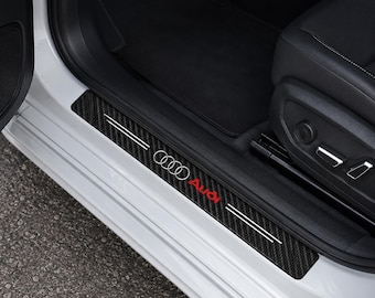 Adhesivo personalizado de fibra de carbono con el logotipo de Audi para el umbral de la puerta del coche, protector de umbral exterior e interior, tira antiarañazos para el maletero.