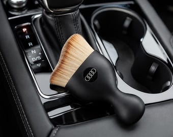 Cepillo de limpieza para coche Audi, cepillo suave para detalles, para polvo interior, rejilla de ventilación, salpicadero, regalo para el conductor.