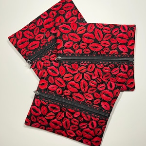 Zipper Pouch - Red Lips Print