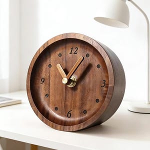 Solid Wood Desk Clock – Minimalist Beech Walnut, Silent Movement Table Clock