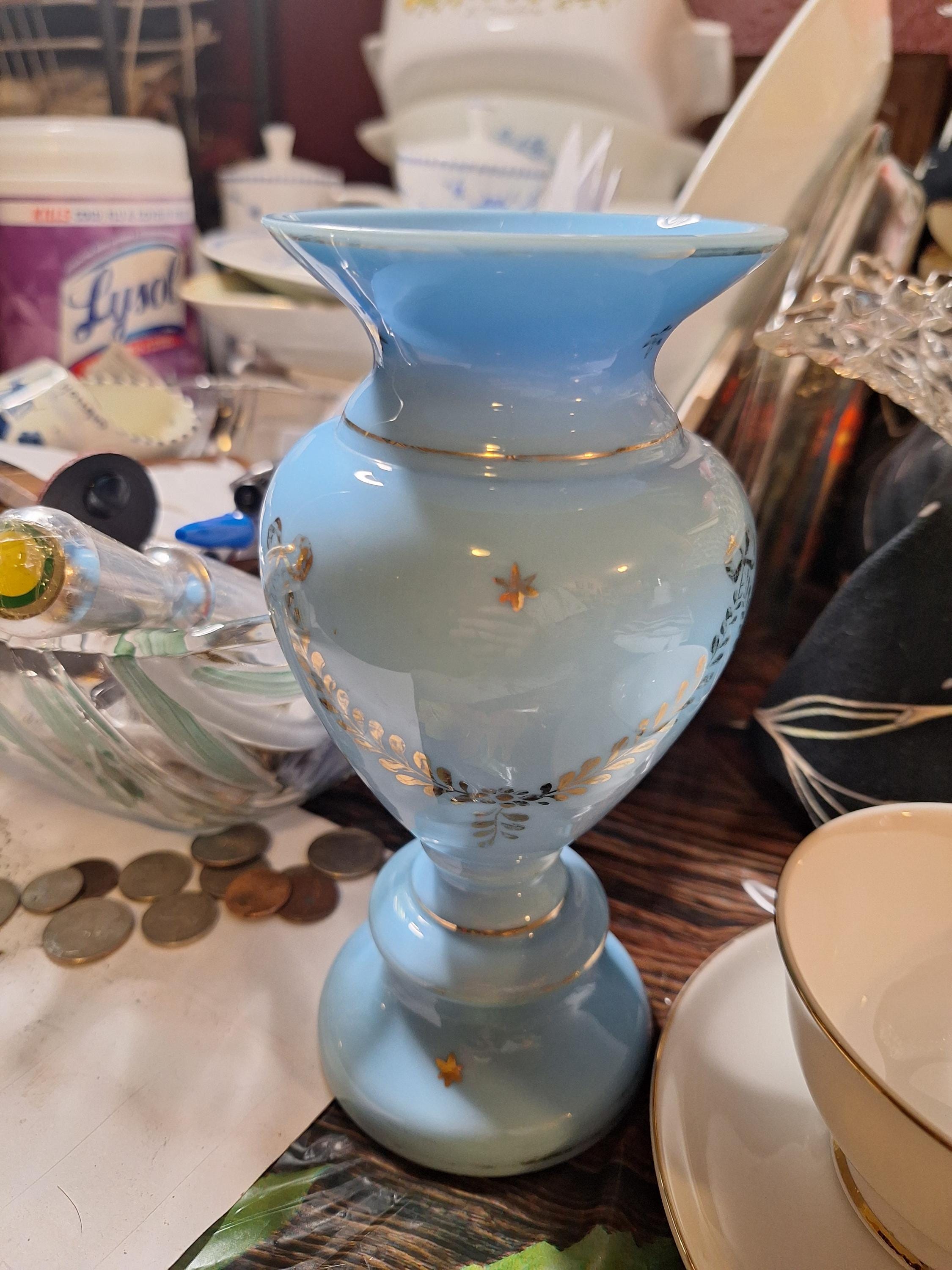 アンティークのオパーリン花瓶 - Etsy 日本