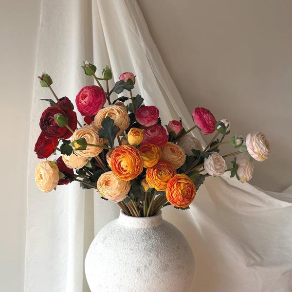 Faux Ranunculus stem, artificial Ranunculus bunch,DIY floral supply,faux ranunculus bouquets, flower arrangement, DIY wedding bouquet